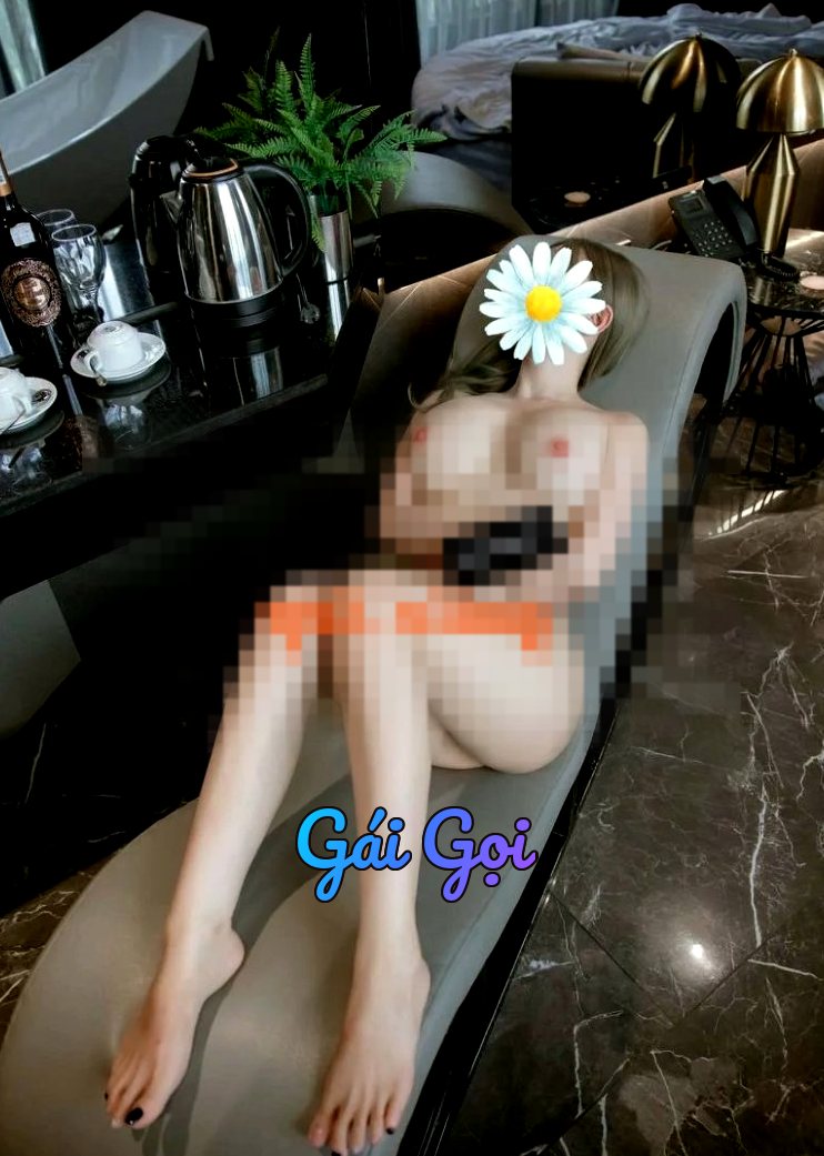 Khánh Linh – gái gọi Tân Bình